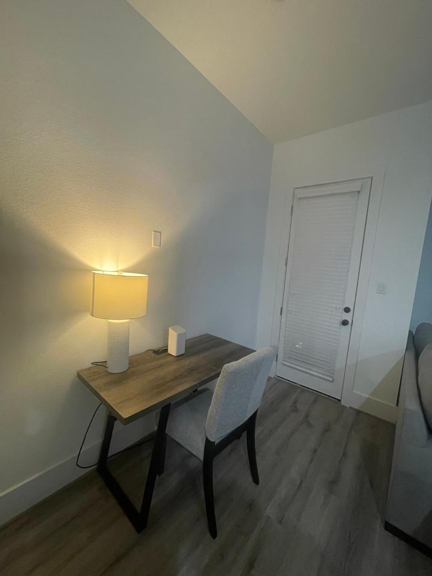 Comfortable 3 Bedroom - Heart Of Texas Medical Center ヒューストン エクステリア 写真